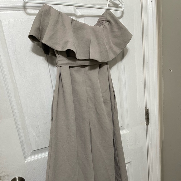 Babaton Flutter Jumpsuit - Picture 3 of 5